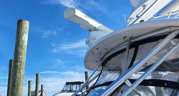 2004 Grady-White 33 express