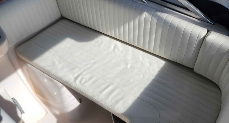 2004 Grady-White 33 express