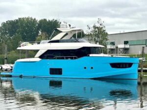 2018 ABSUTE YACHTS navetta 58