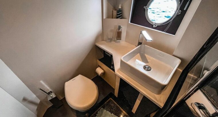 2013 Cranchi 64 ht