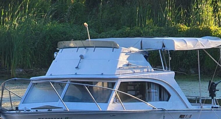 1978 Silverton 28