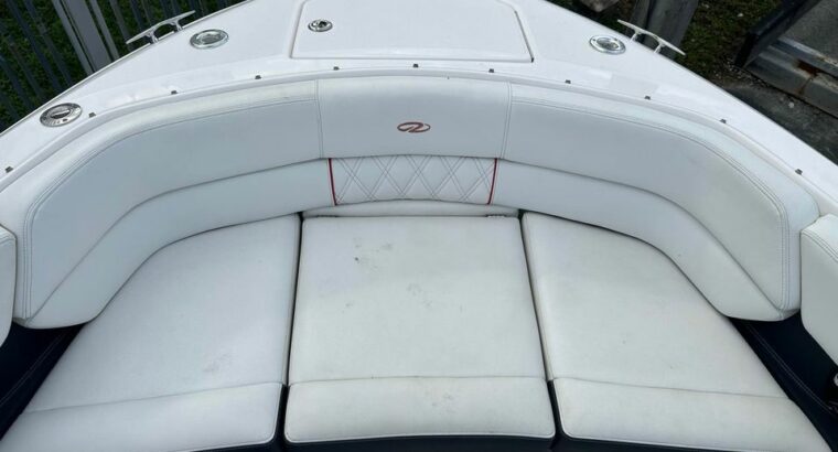 2020 Regal 29 obx