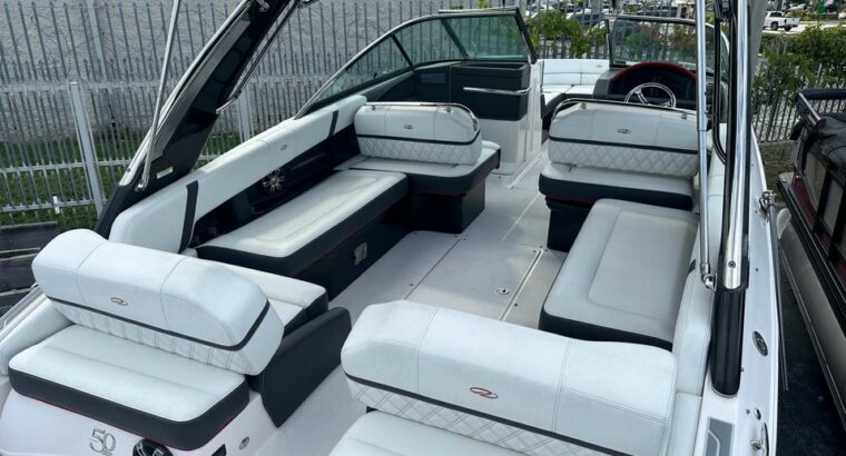 2020 Regal 29 obx