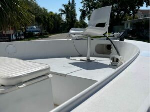 1988 Angler 18 ft