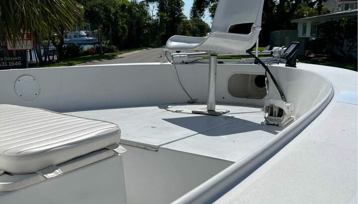1988 Angler 18 ft