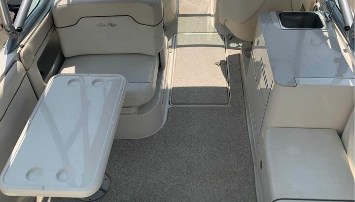 2008 Sea Ray 290 sundeck