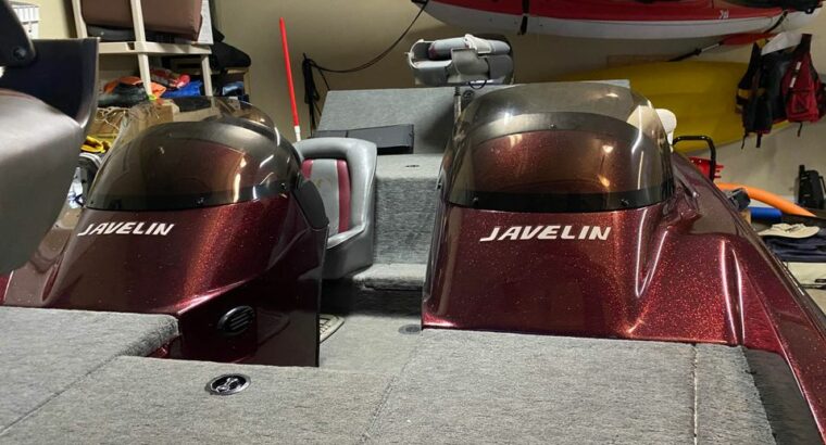 2000 Javelin 19’ renegade dual console