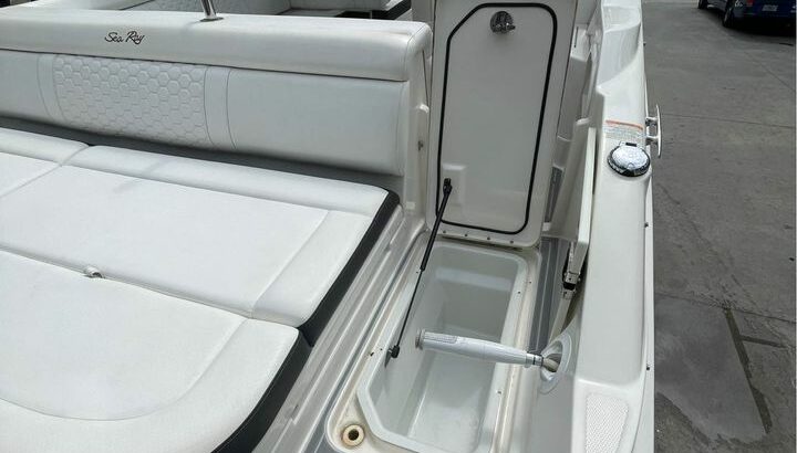 2018 Sea Ray sdx 270
