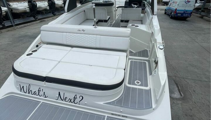 2018 Sea Ray sdx 270