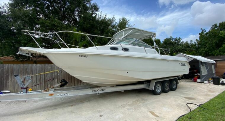 2000 BOSTON WHALER 305 conquest