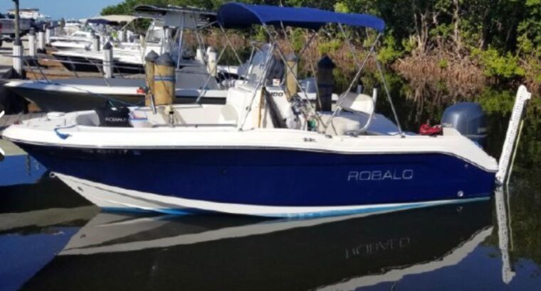 2014 Robalo r180 center console