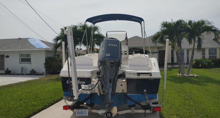 2014 Robalo r180 center console