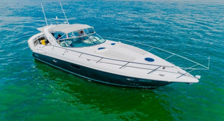 2007 Mustang 4200 (42ft) diesel sports cruiser